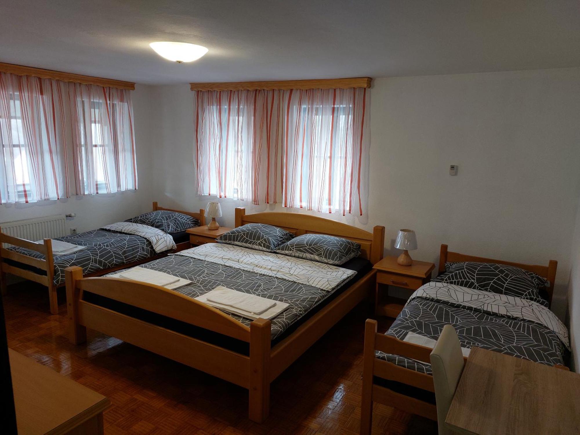 Panorama Travnik Aparthotel Room photo